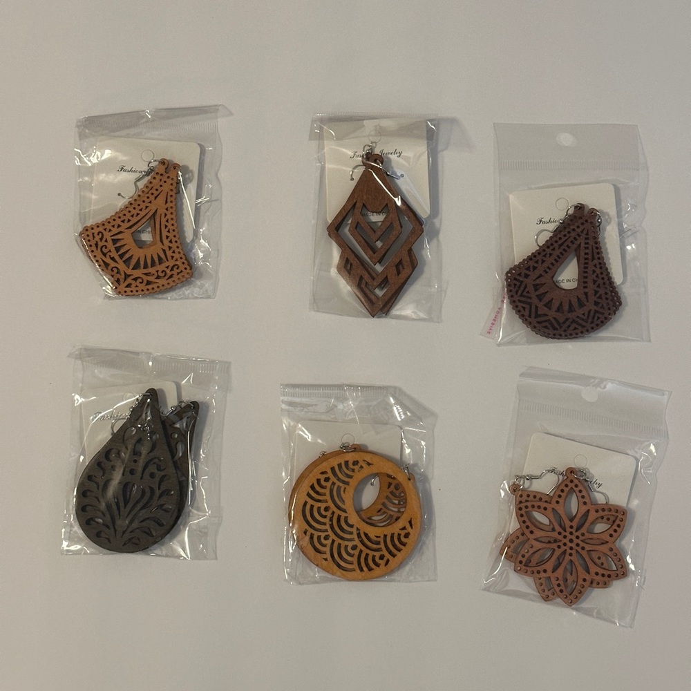 Lot of 6 Pairs Pierced Lightweight Cut Wood Earrings NWT (#003) Bohemian, Ethnic